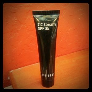 Bobbi Brown CC Cream - Golden Nude